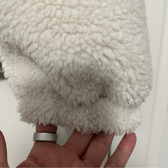 Lululemon Cinchable Fleece Zip Up Jacket in Bone Size 10 EUC - Picture 9 of 11